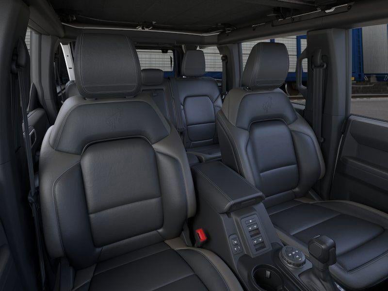 2025 Ford Bronco Outer Banks 4 Door 4x4