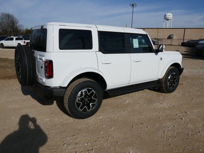 2025 Ford Bronco Outer Banks 4 Door 4x4