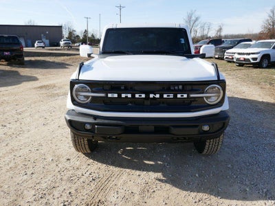 2025 Ford Bronco Outer Banks 4 Door 4x4