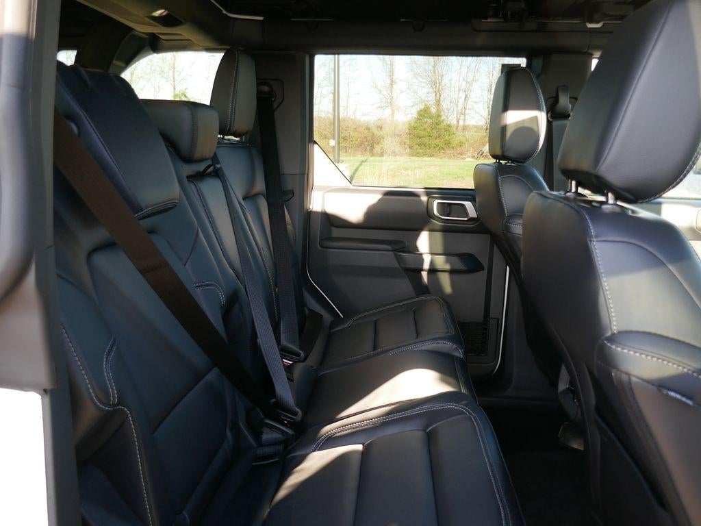 2026 Ford Bronco Outer Banks 4 Door 4x4