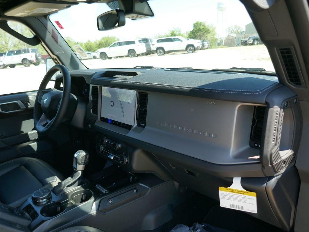 2026 Ford Bronco Outer Banks 4 Door 4x4