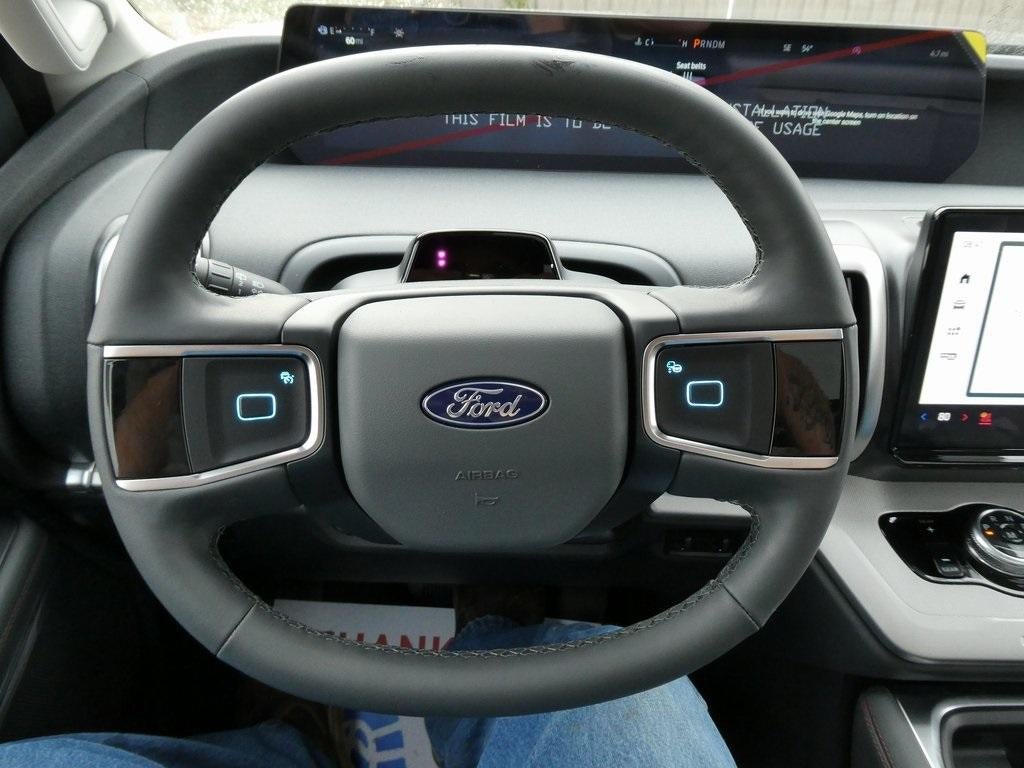 2025 Ford Expedition Max Active 4x4