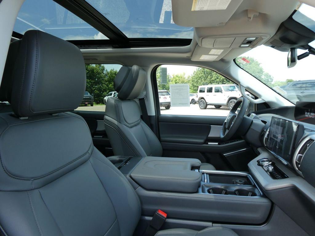 2027 Ford Expedition Max Active 4x4