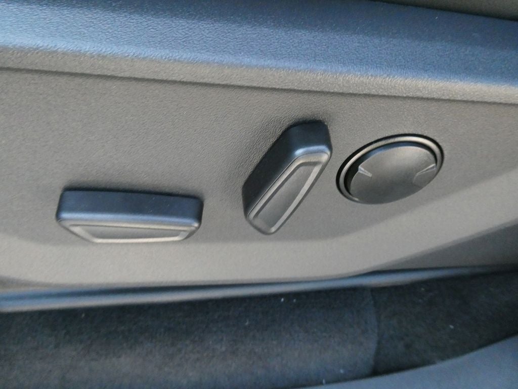 2027 Ford Expedition Max Platinum 4x4
