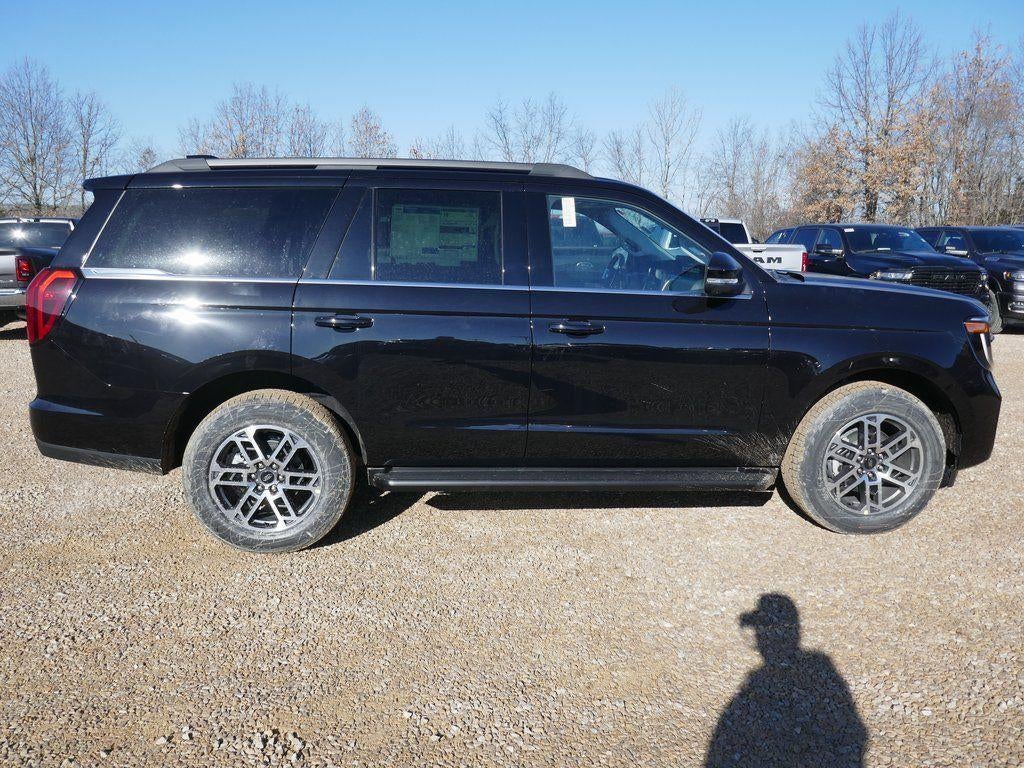 2026 Ford Expedition Active 4x4