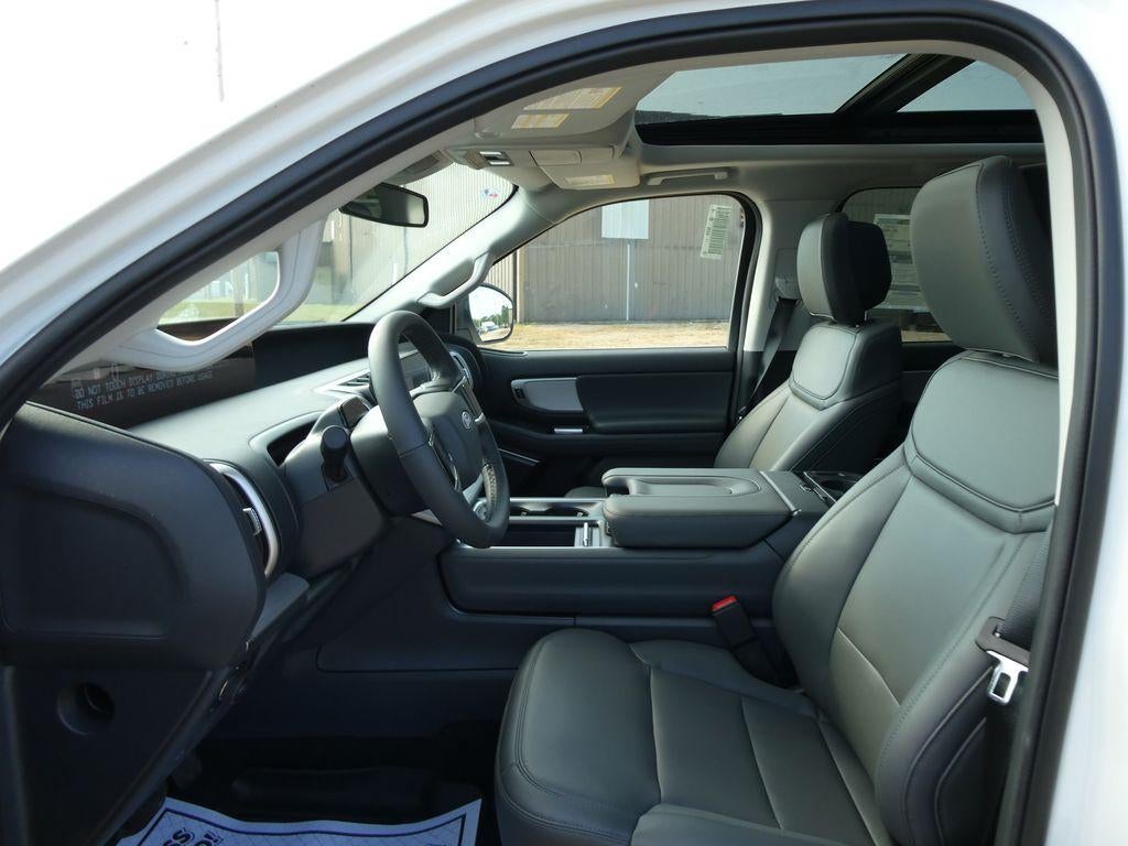2027 Ford Expedition Active 4x4