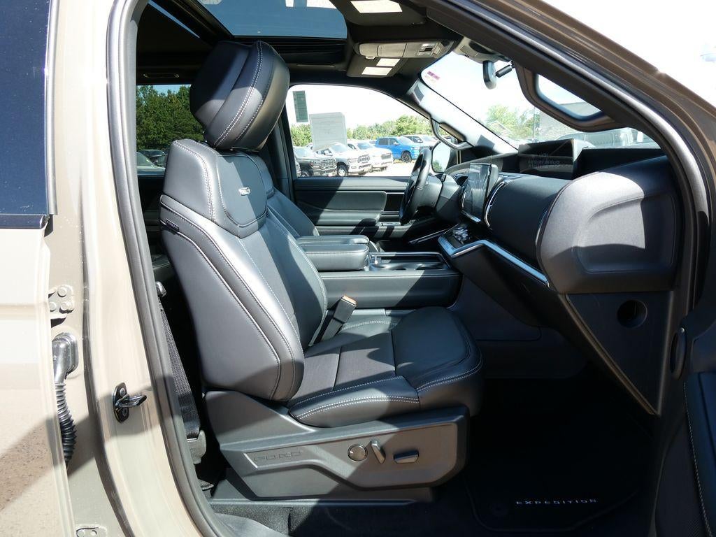 2027 Ford Expedition Platinum 4x4