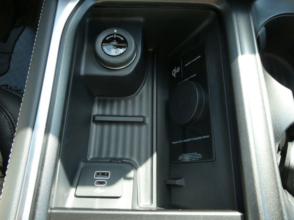 2027 Ford Expedition Platinum 4x4