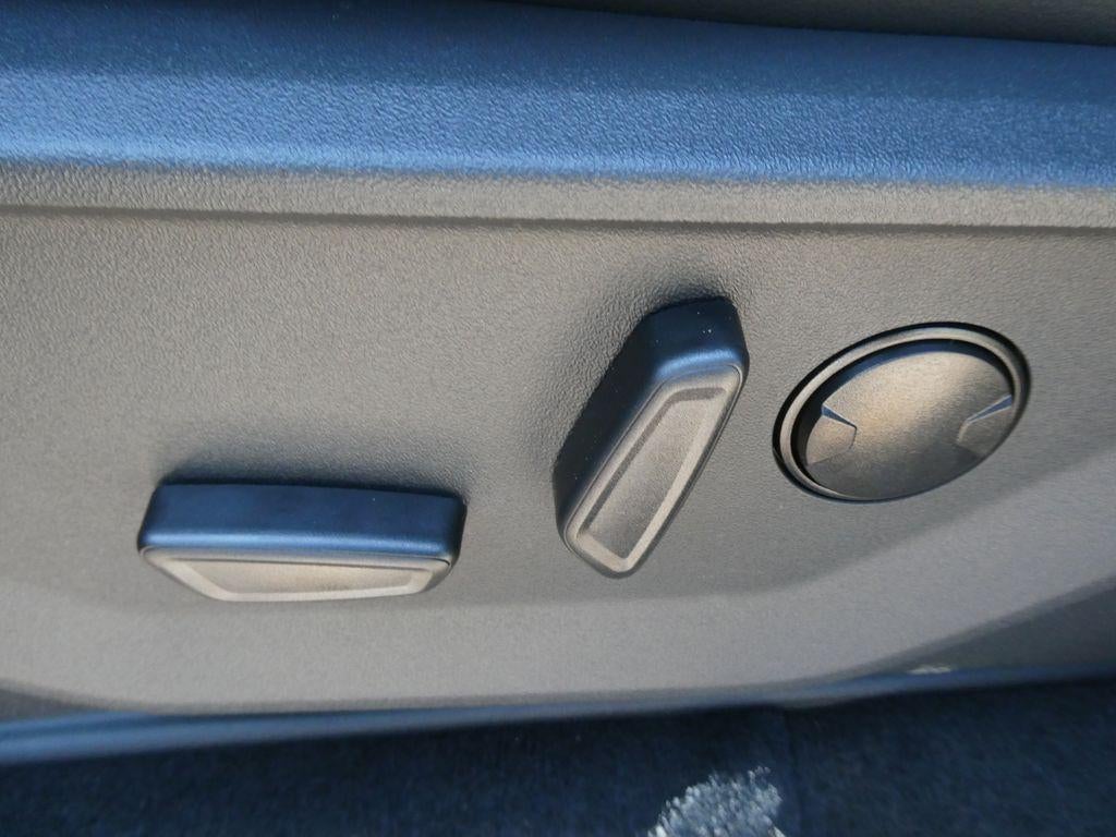 2027 Ford Expedition Platinum 4x4