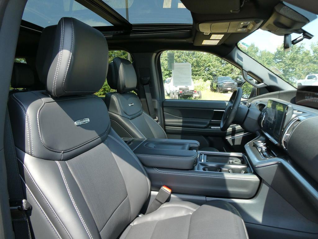 2027 Ford Expedition Platinum 4x4