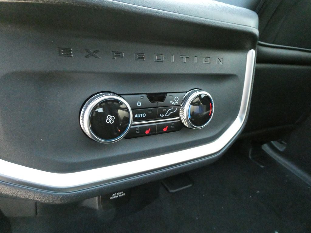 2027 Ford Expedition Platinum 4x4