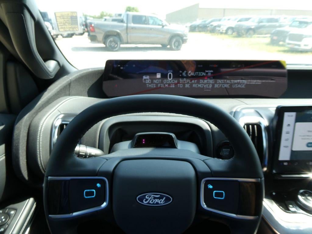 2027 Ford Expedition Platinum 4x4