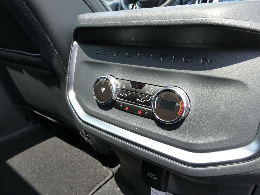2027 Ford Expedition Platinum 4x4