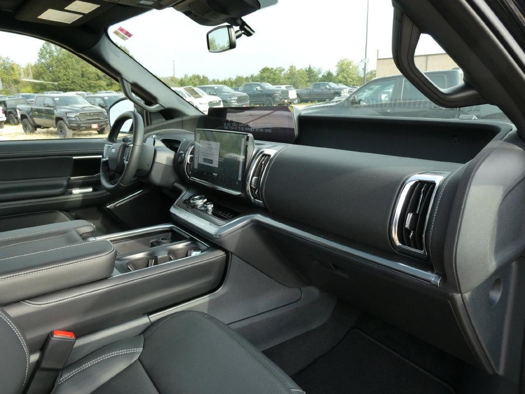 2027 Ford Expedition Platinum 4x4