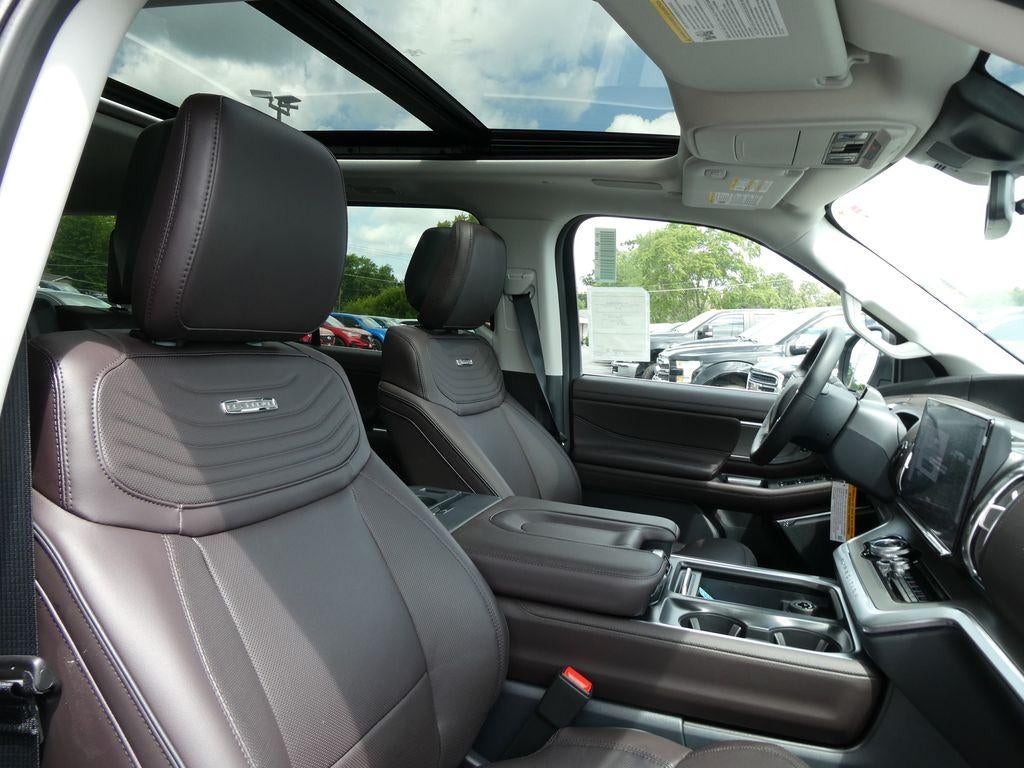2027 Ford Expedition Platinum 4x4