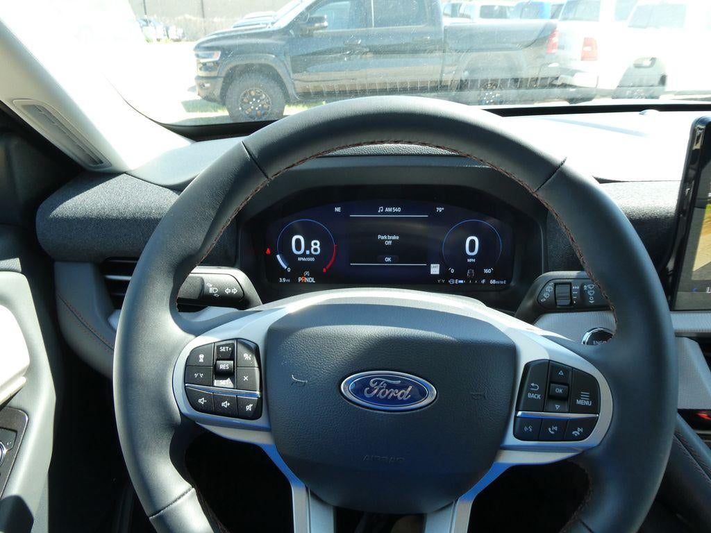 2026 Ford Explorer Active w/200A Pkg 4WD