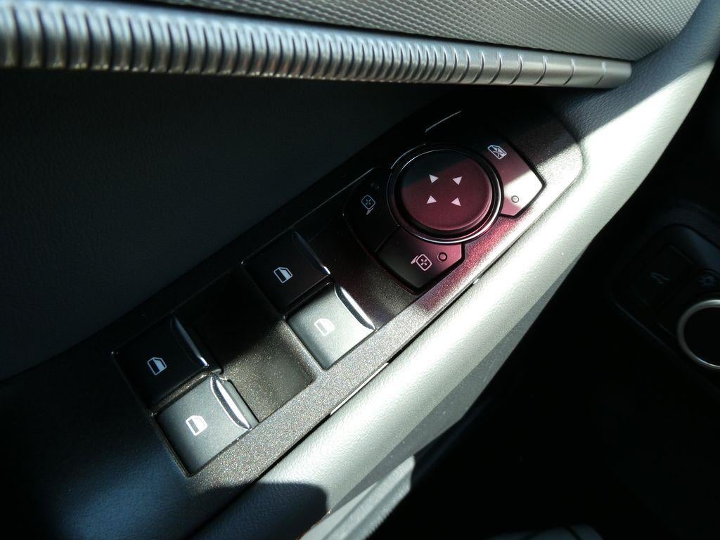 2026 Ford Explorer Active w/100A Pkg 4WD