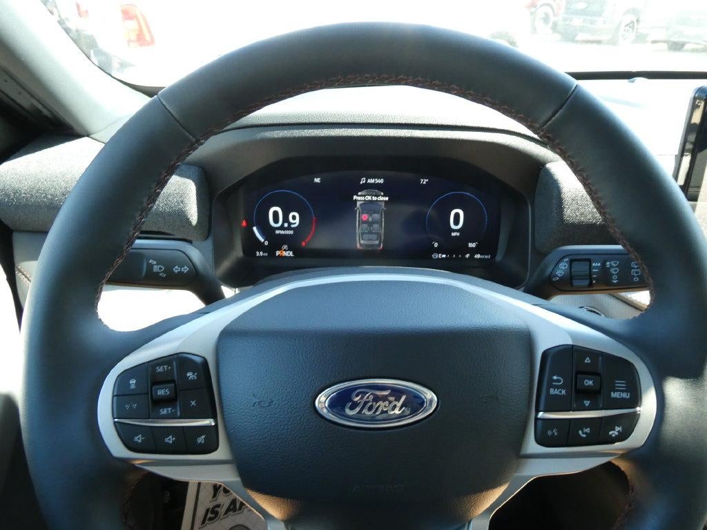 2027 Ford Explorer Active w/200A Pkg 4WD