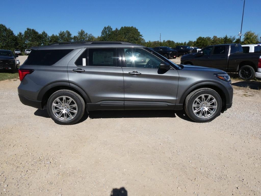 2027 Ford Explorer Active w/200A Pkg 4WD