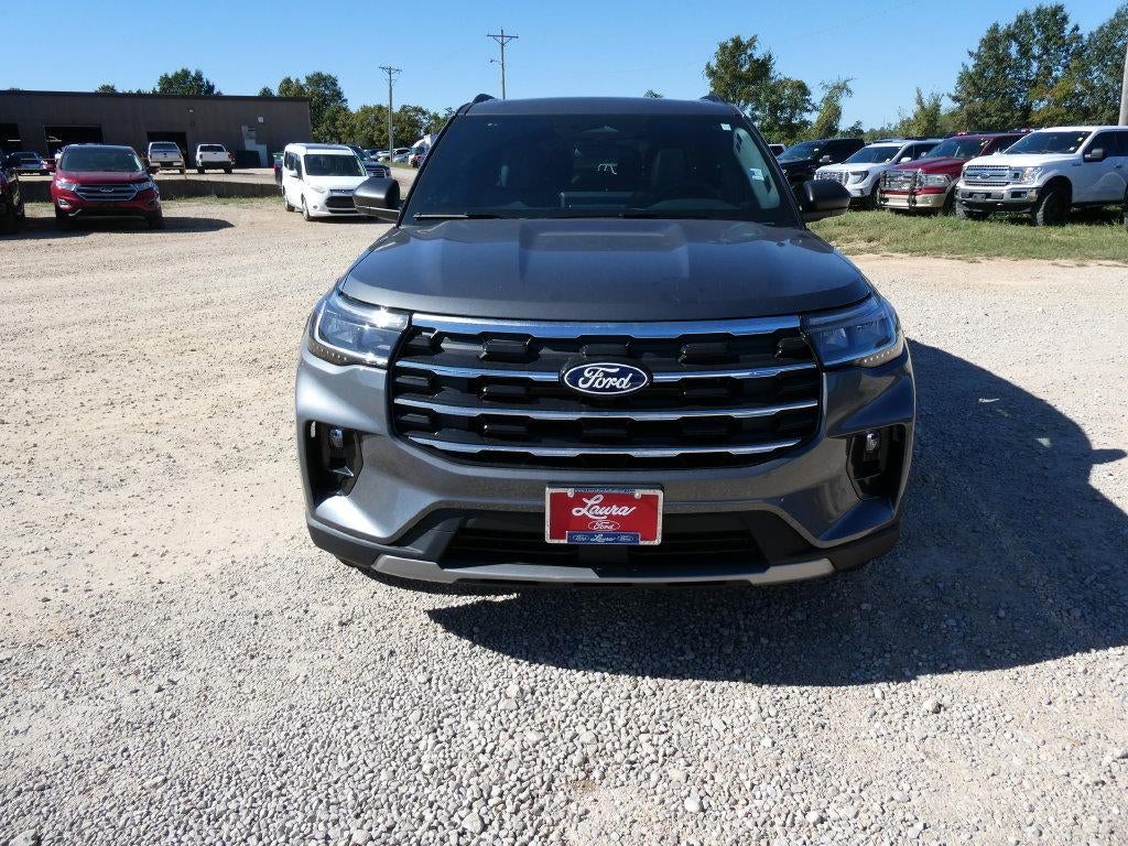 2027 Ford Explorer Active w/200A Pkg 4WD