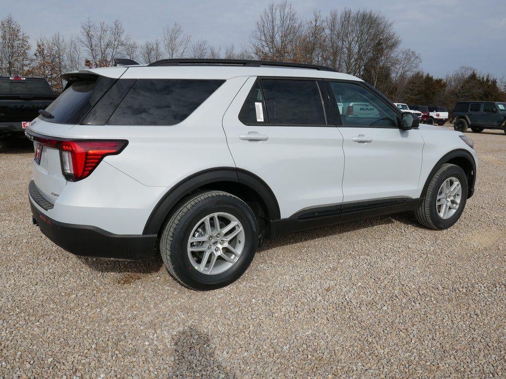 2026 Ford Explorer Active w/100A Pkg 4WD