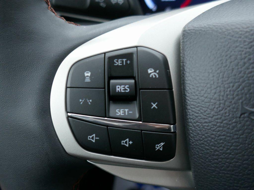 2026 Ford Explorer Active w/100A Pkg 4WD