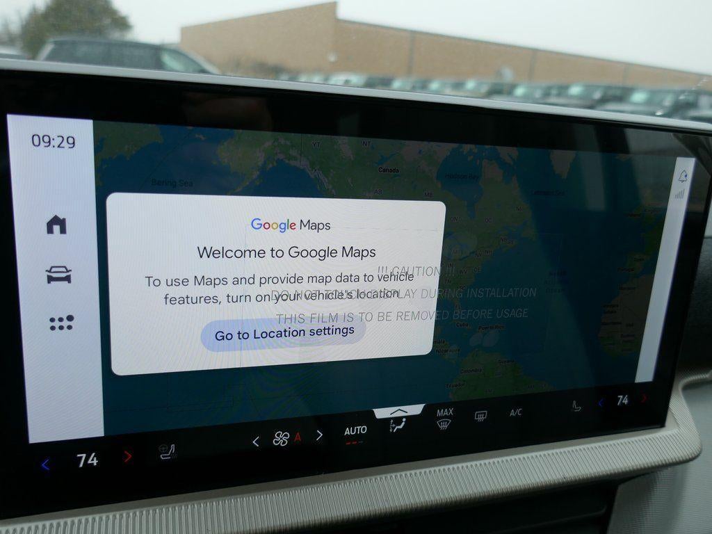 2026 Ford Explorer Active w/100A Pkg 4WD