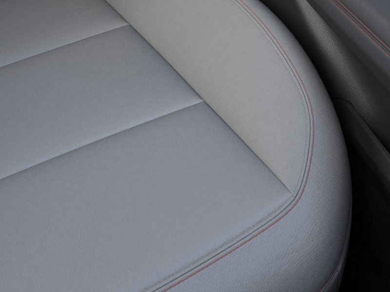 2026 Ford Explorer Active w/100A Pkg 4WD