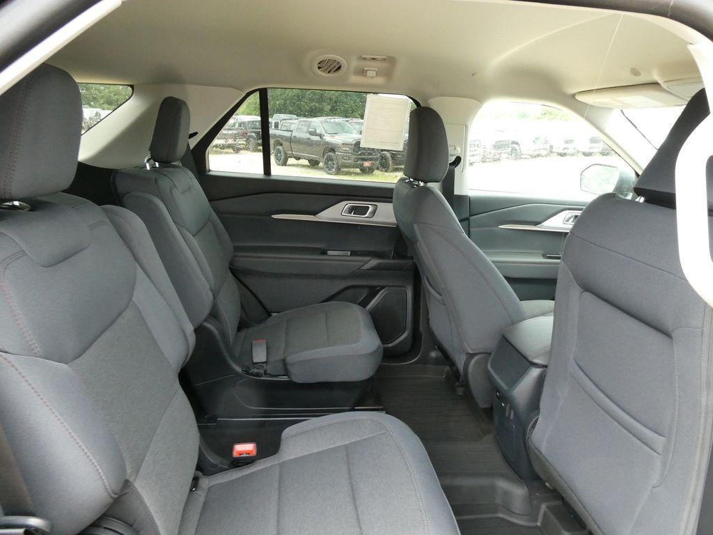 2026 Ford Explorer Active w/100A Pkg 4WD