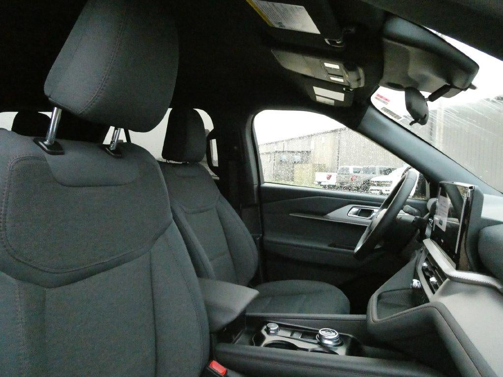 2027 Ford Explorer Active w/200A Pkg 4WD