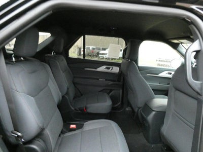 2027 Ford Explorer Active w/200A Pkg 4WD