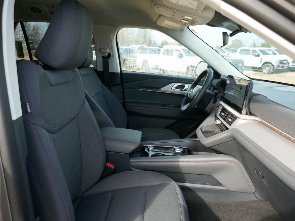 2026 Ford Explorer Active w/100A Pkg 4WD