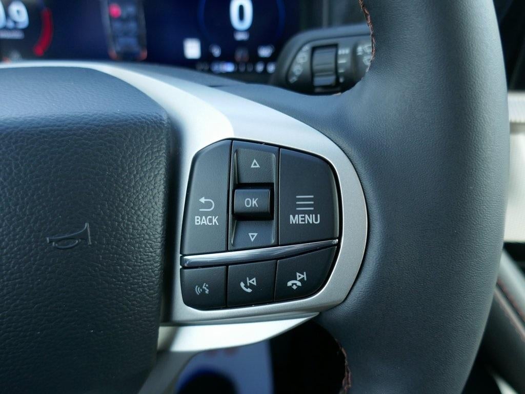 2026 Ford Explorer Active w/100A Pkg 4WD