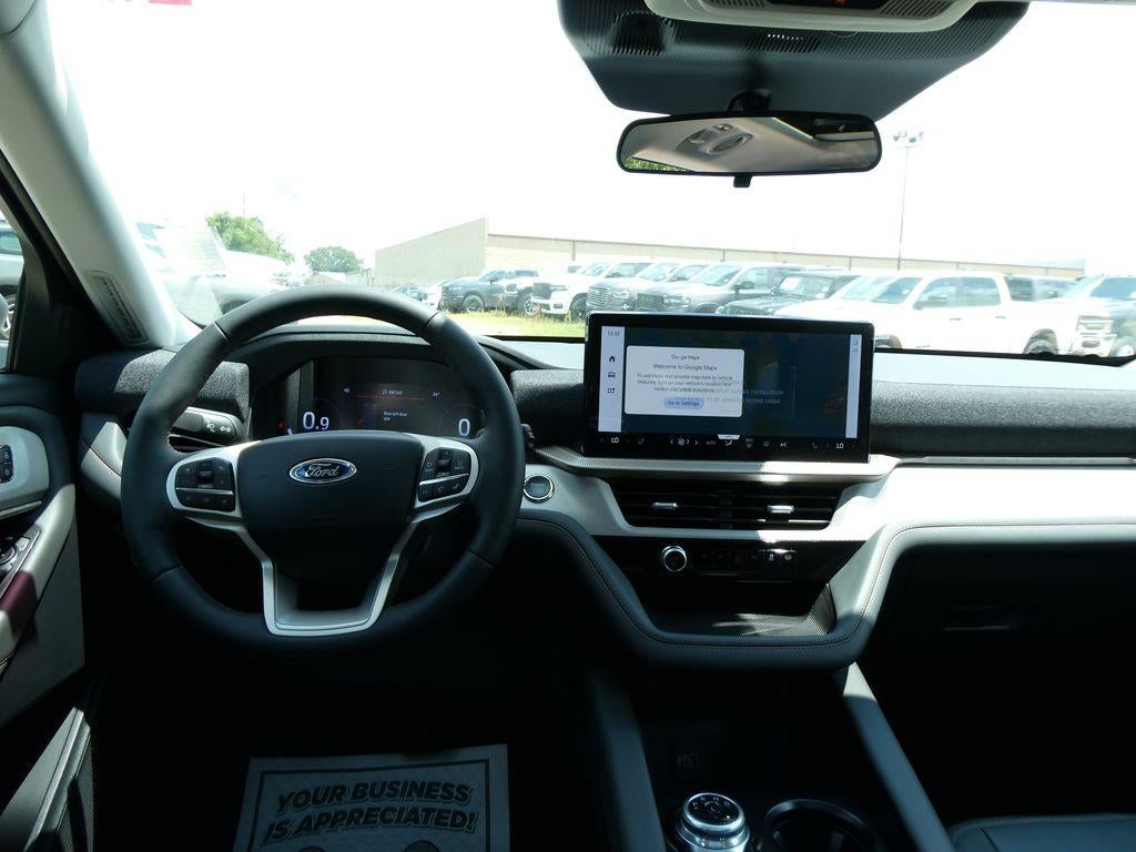 2026 Ford Explorer Active w/100A Pkg 4WD