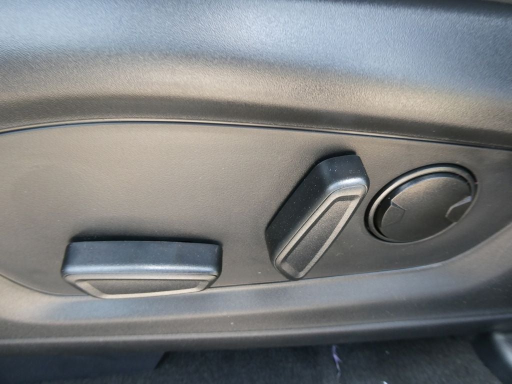 2026 Ford Explorer Active w/100A Pkg 4WD