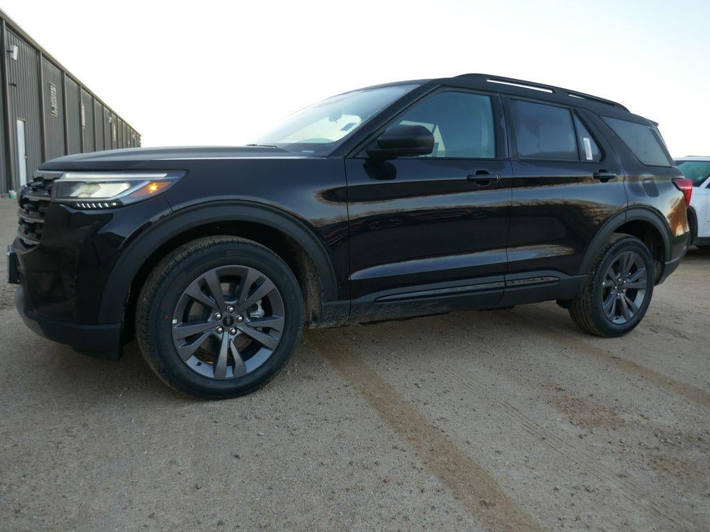 2026 Ford Explorer Active w/100A Pkg 4WD