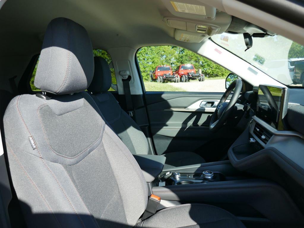 2026 Ford Explorer Active w/100A Pkg 4WD