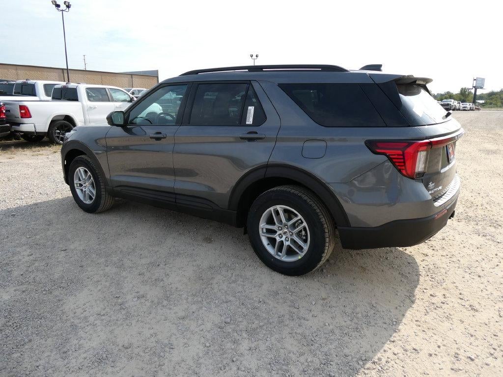 2027 Ford Explorer Active w/200A Pkg 4WD