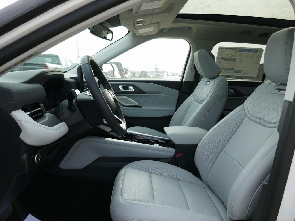 2026 Ford Explorer Platinum 4WD