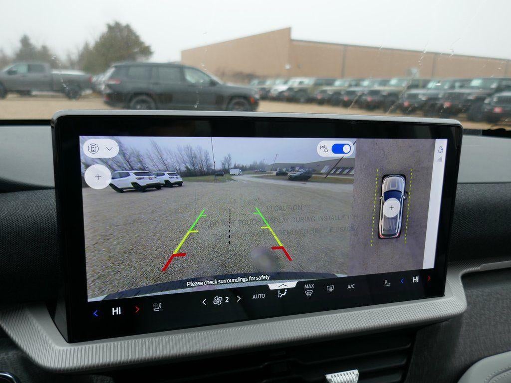 2026 Ford Explorer Platinum 4WD