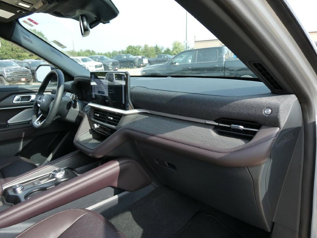 2027 Ford Explorer Platinum 4WD