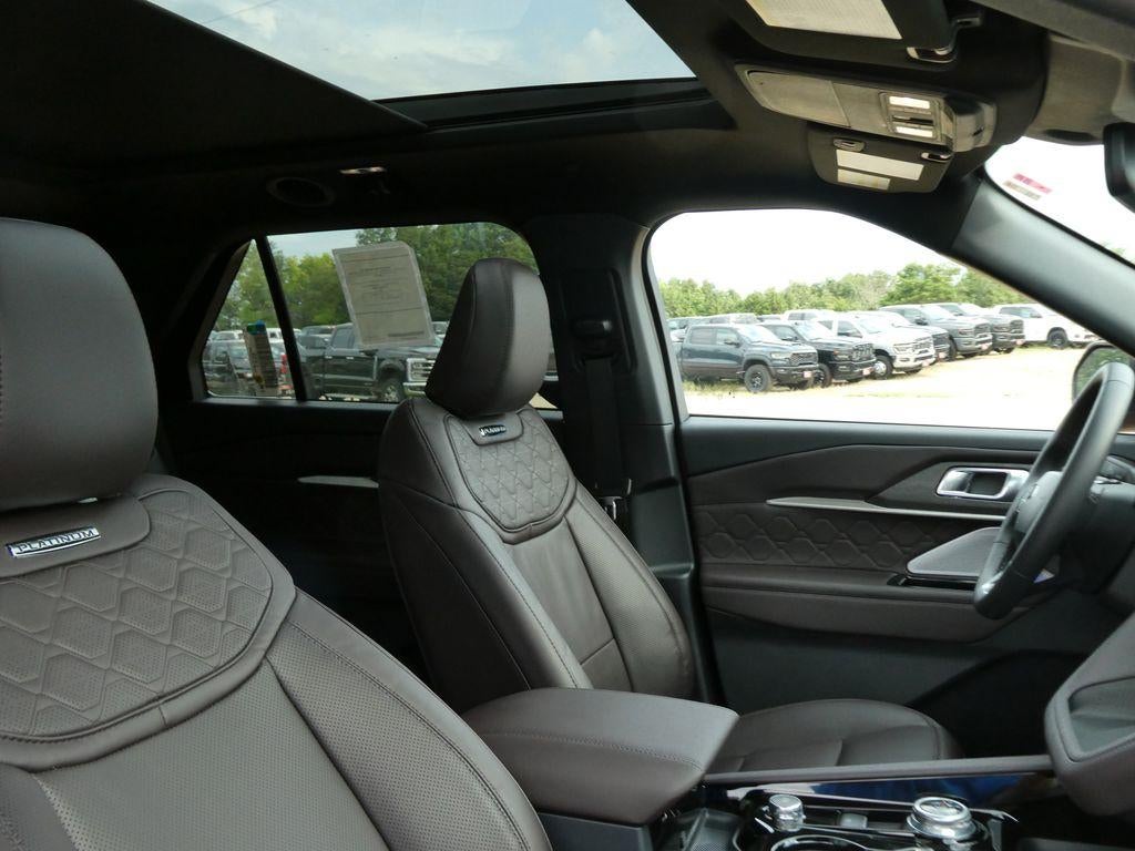 2026 Ford Explorer Platinum 4WD