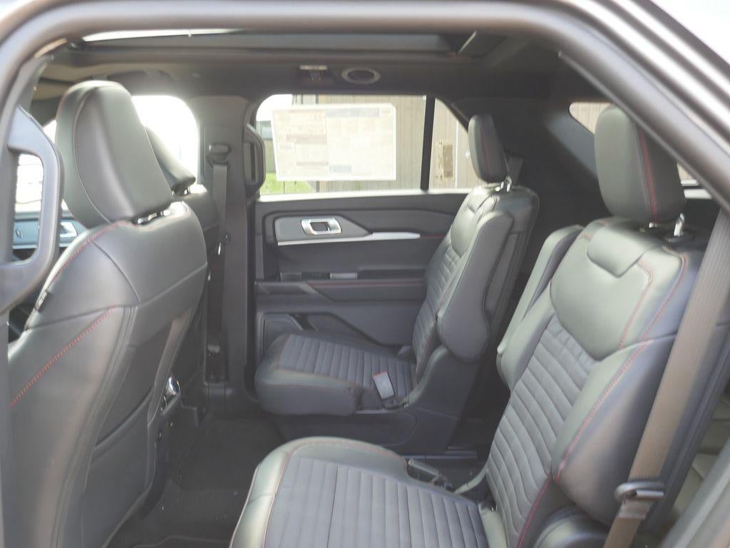 2026 Ford Explorer ST-Line 4WD