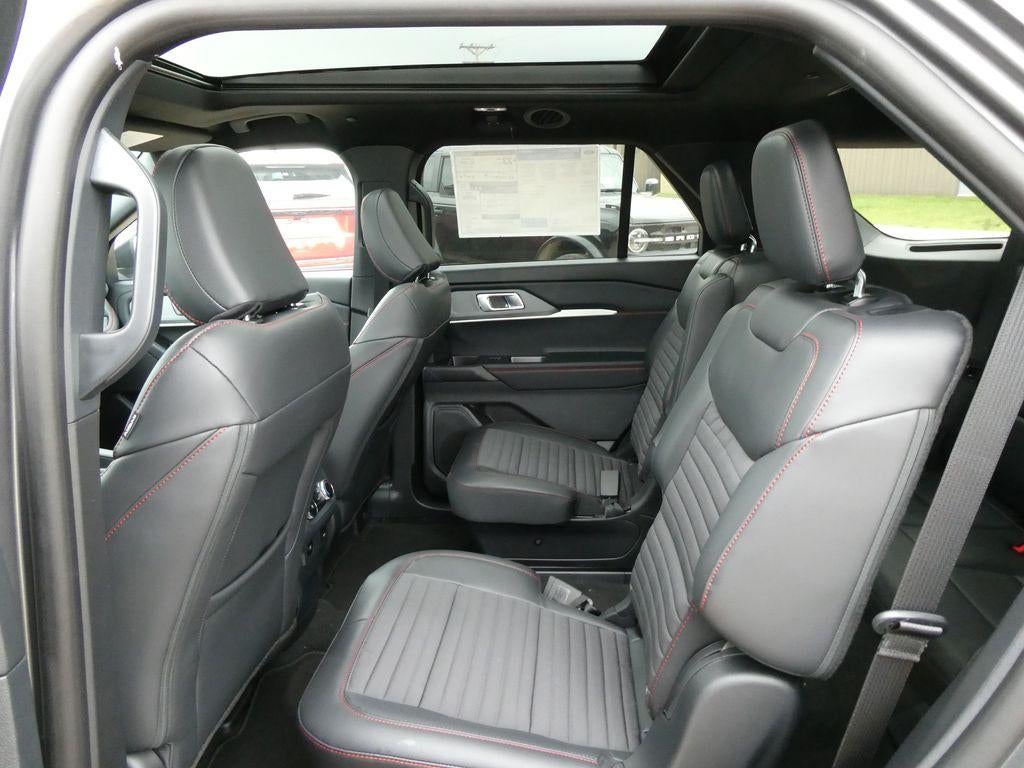 2026 Ford Explorer ST-Line 4WD