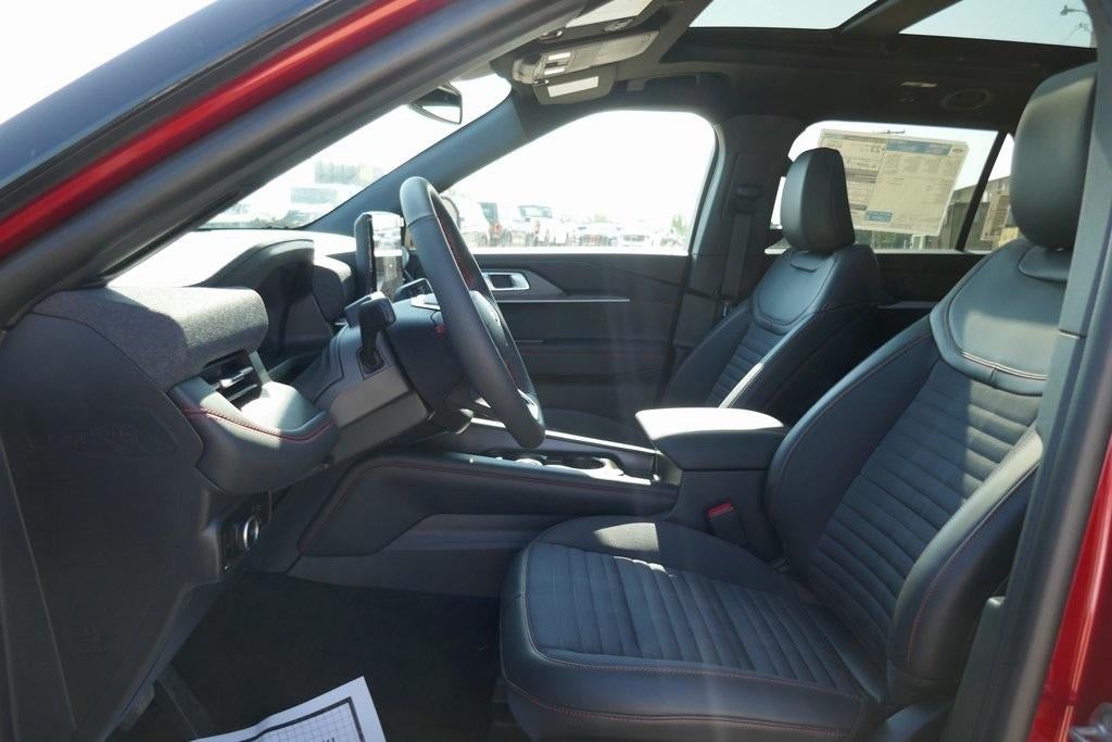 2025 Ford Explorer ST-Line 4WD