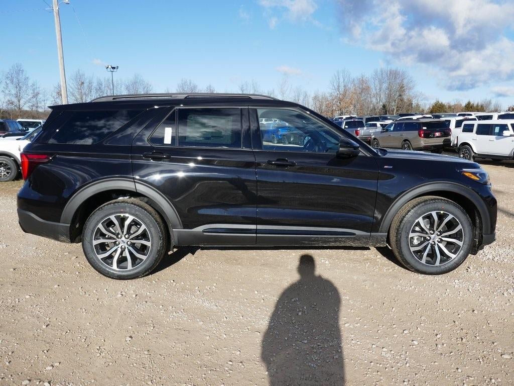 2026 Ford Explorer ST-Line 4WD