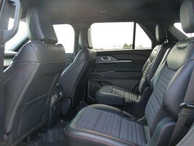 2025 Ford Explorer ST-Line 4WD