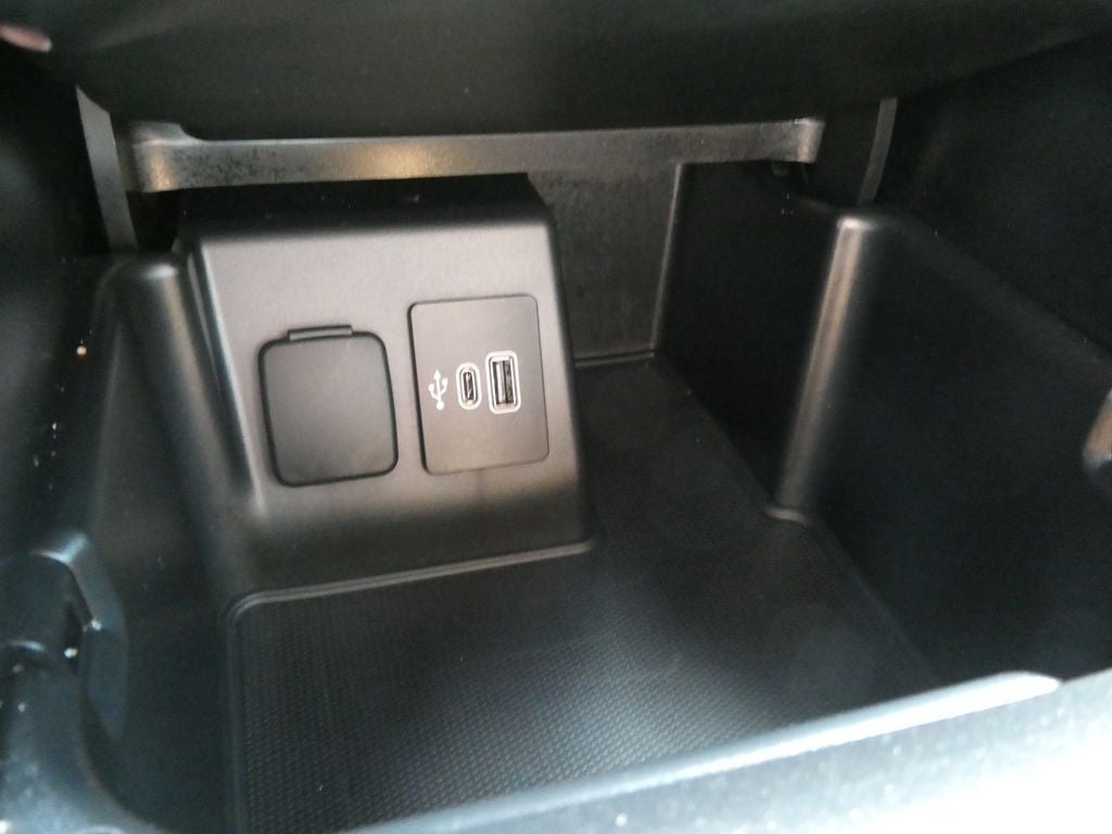 2025 Ford Explorer ST-Line 4WD