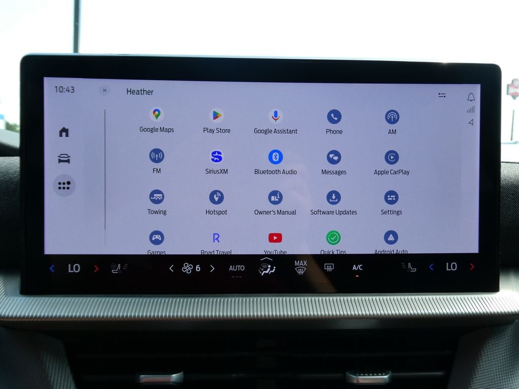 2025 Ford Explorer ST-Line 4WD