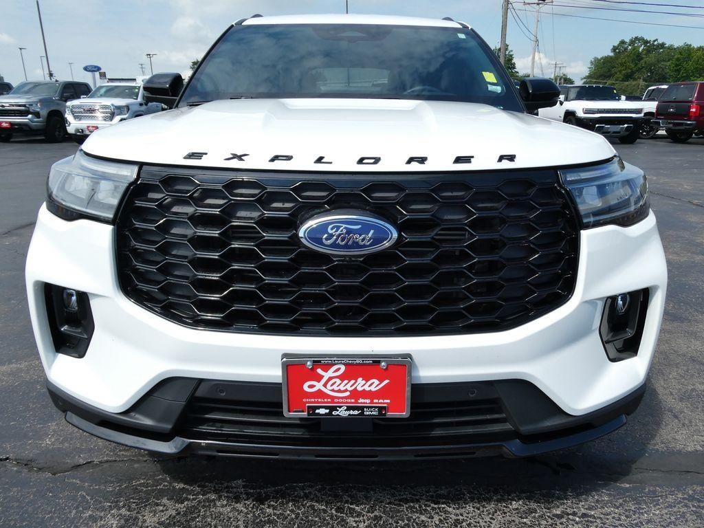 2025 Ford Explorer ST-Line 4WD